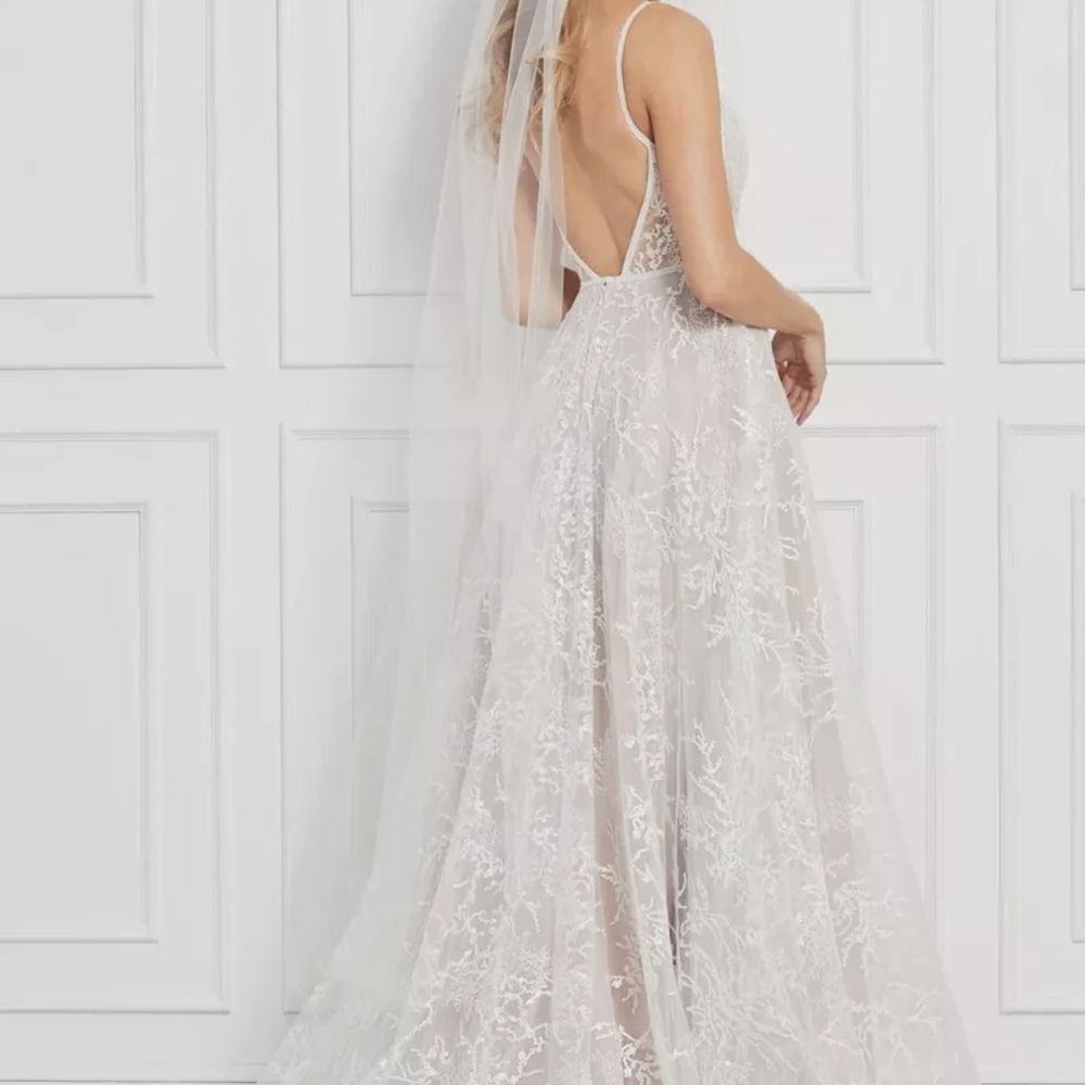 Wtoo by Watters Bex Wedding Dress - Picture 4 of 11